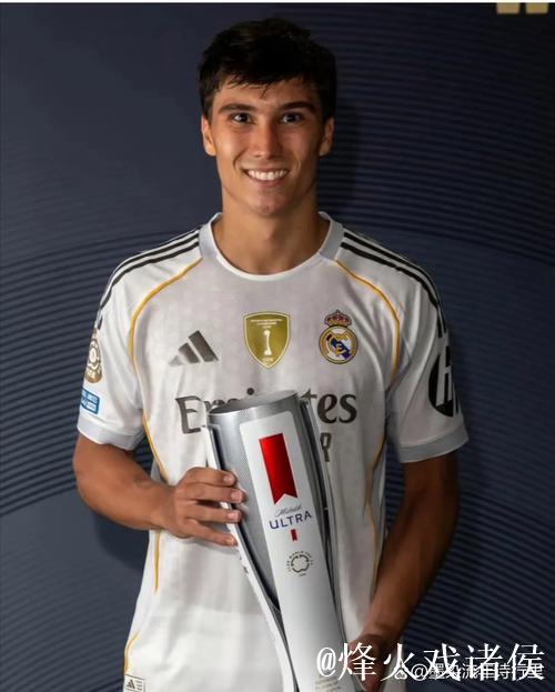 多库在伯纳乌势不可挡,皇马不知该如何应对 多库在伯纳乌势不可挡,皇马不知该如何应对